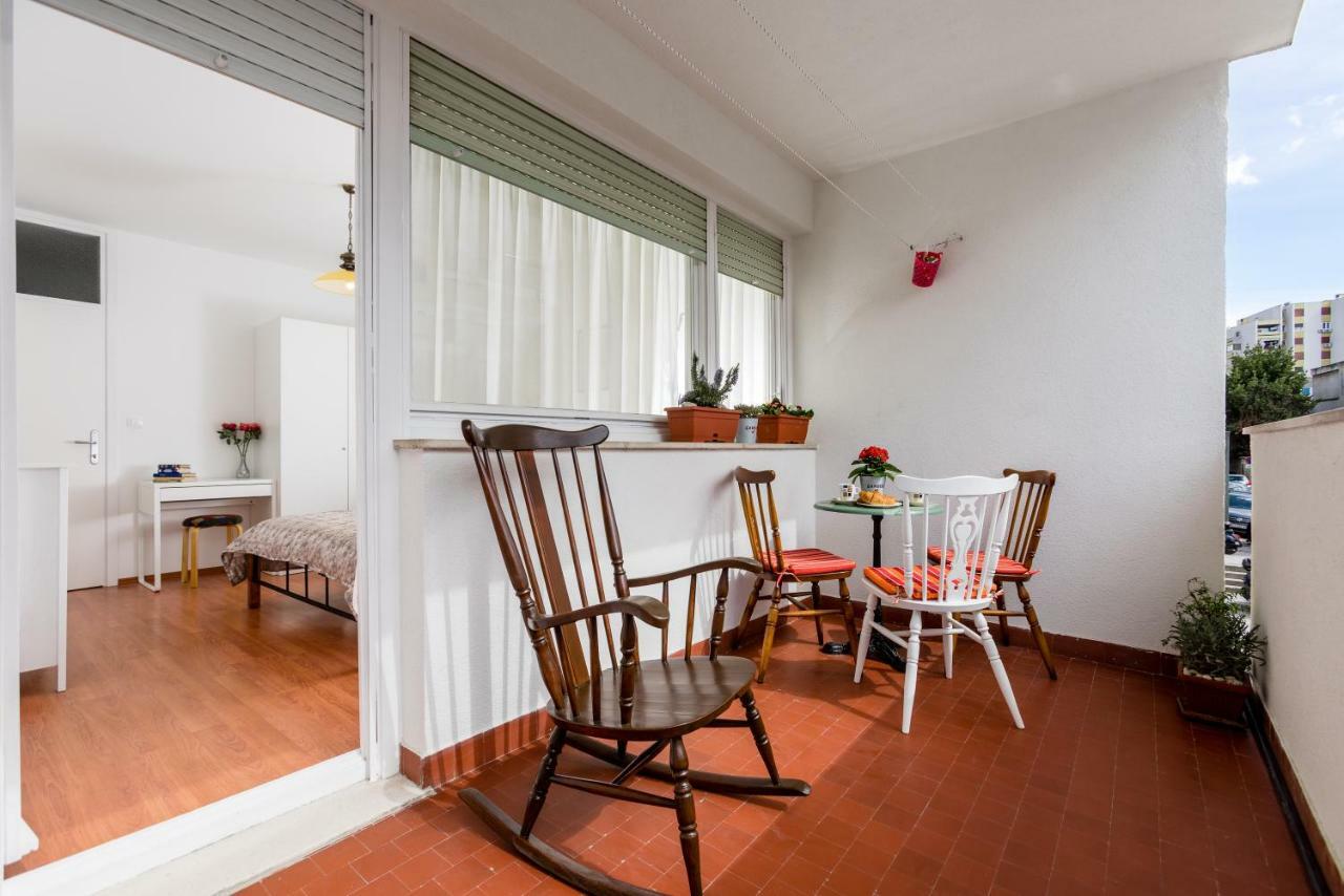 Apartment Romana With A Spacious Terrace Split Exteriör bild